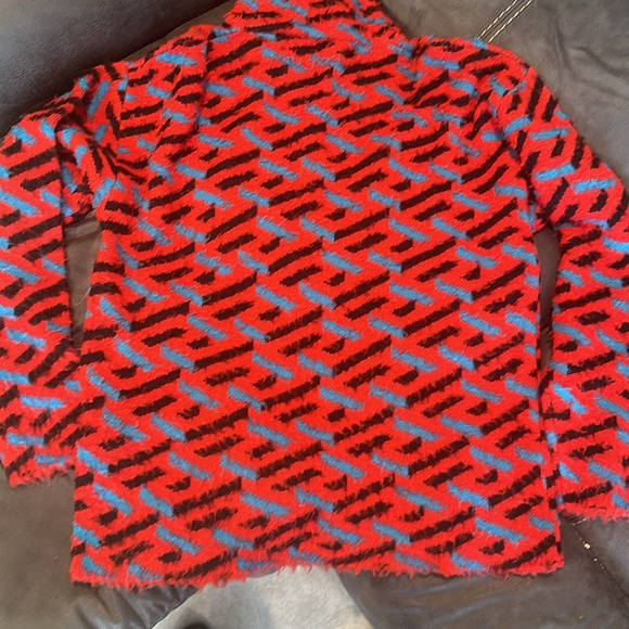 Versace sweater - Picture 9 of 10